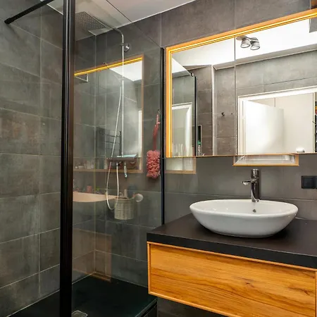 Le Perchoir Design, Comfort & Eiffel View Appartamento Parigi