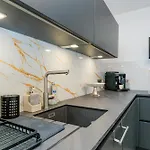 Le Perchoir Design, Comfort & Eiffel View